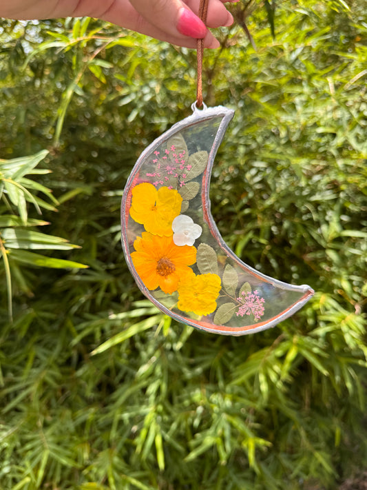 Handmade Clear Iridescent Pressed Flower Moon Stained Glass Sun Catcher – Botanical Suncatcher, Window Decor, Flower Art Gift